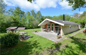 Lovely Home In Ebeltoft With Sauna, Ebeltoft